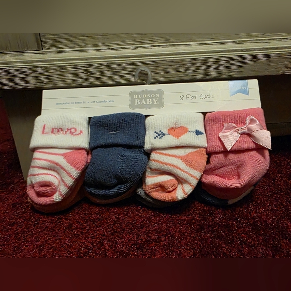8 Hudson Baby Pink and Navy Infant Socks Set 0-6